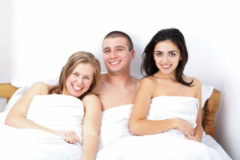 Advantages of threesomes