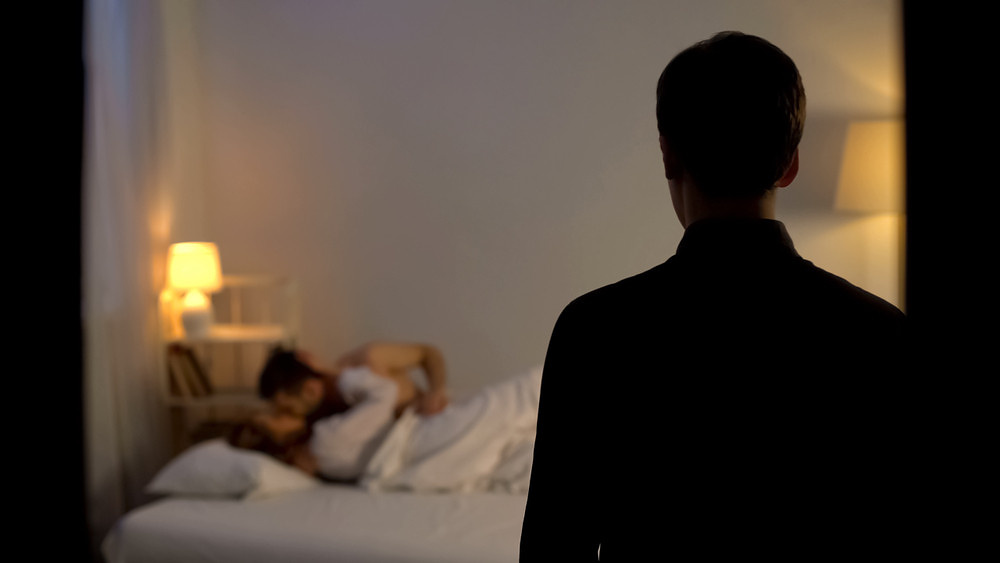 Cómo explorar el cuckolding con escorts de forma segura