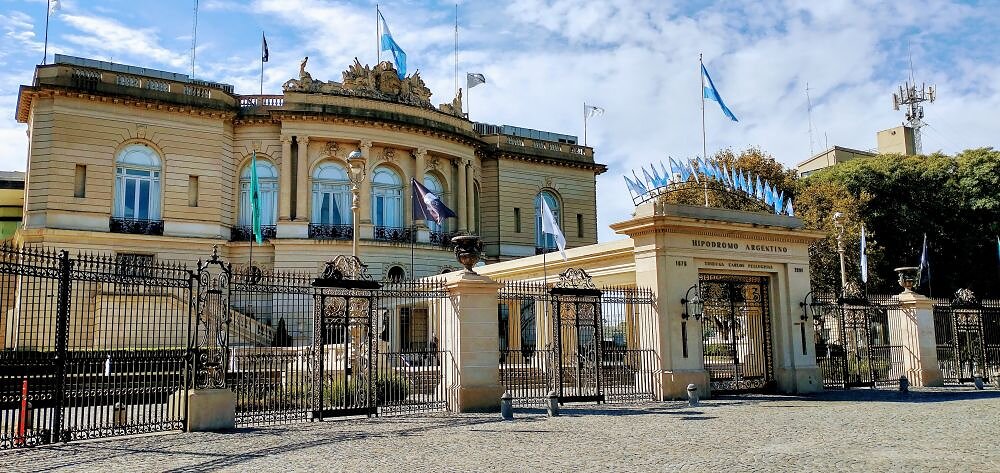 Hipódromo de Palermo: la experiencia VIP de las carreras nocturnas